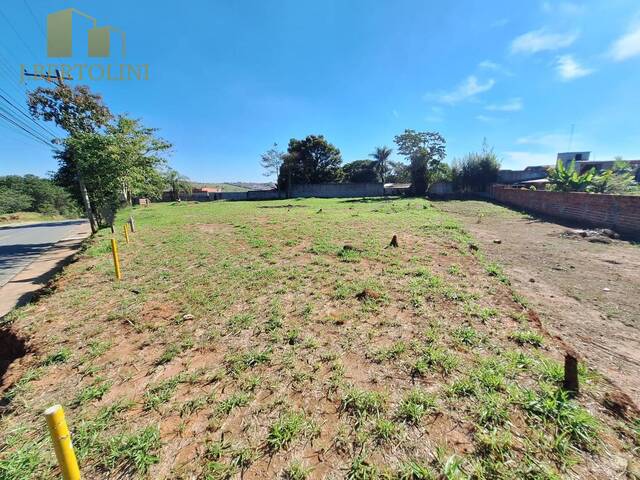 Venda em Chácaras Pousada do Vale - São José dos Campos