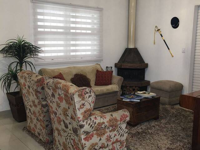 Casa para Venda em São José dos Campos - 2